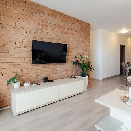 Apartamento Perla Ruzinova With Balcony *